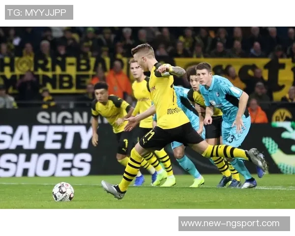 多特蒙德半场领先弗赖堡本塞拜尼进球丘库埃梅卡射门中柱